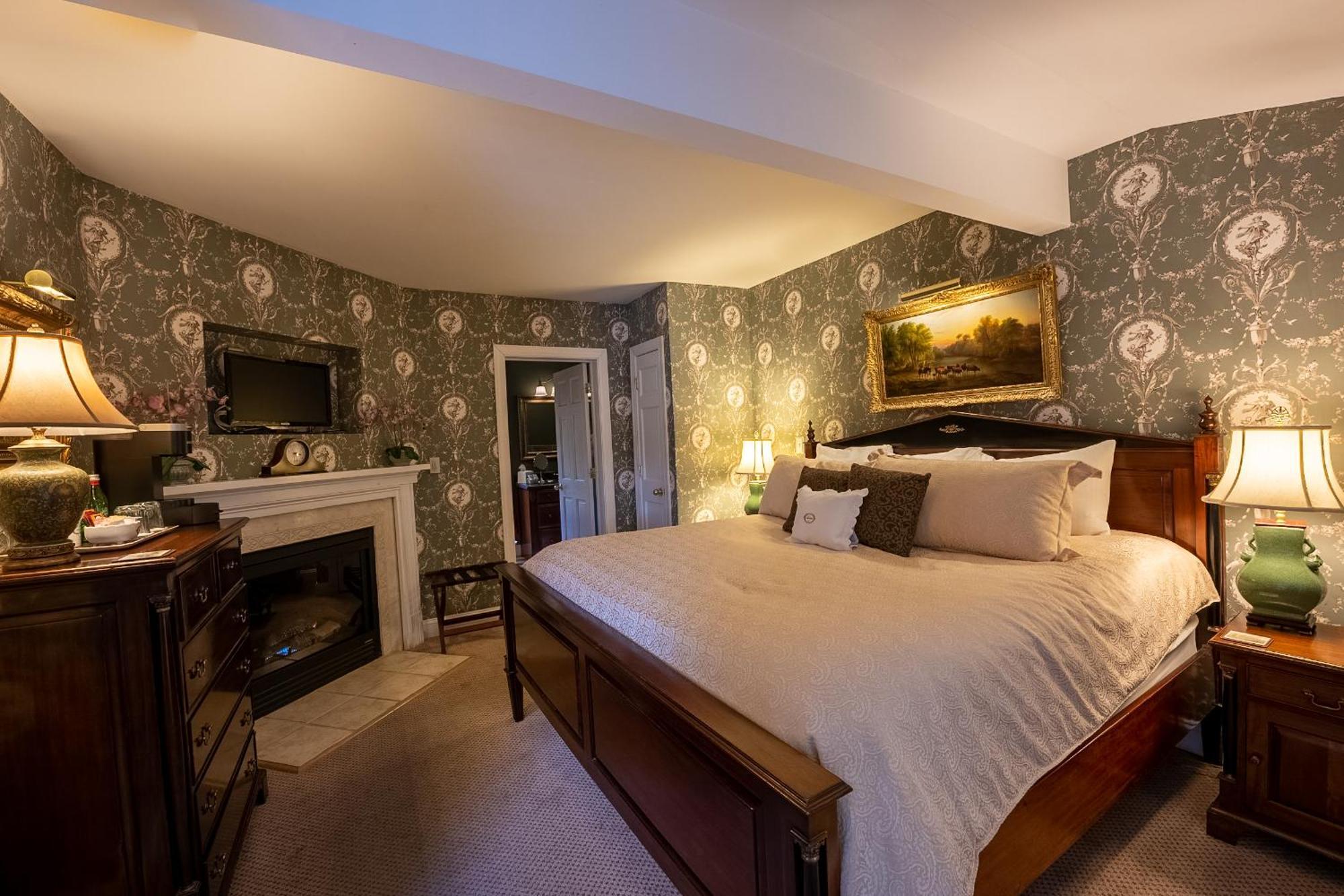 Отель Antrim 1844 Taneytown Экстерьер фото